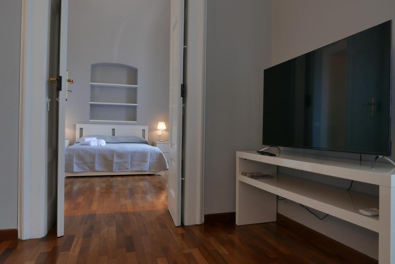 Suite 261 - Intero Appartamento Nel Centro Di Bari Exterior photo