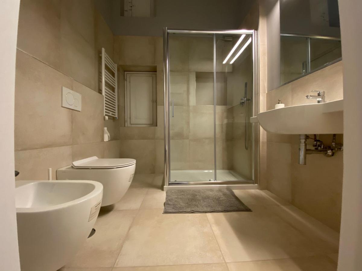 Suite 261 - Intero Appartamento Nel Centro Di Bari Exterior photo